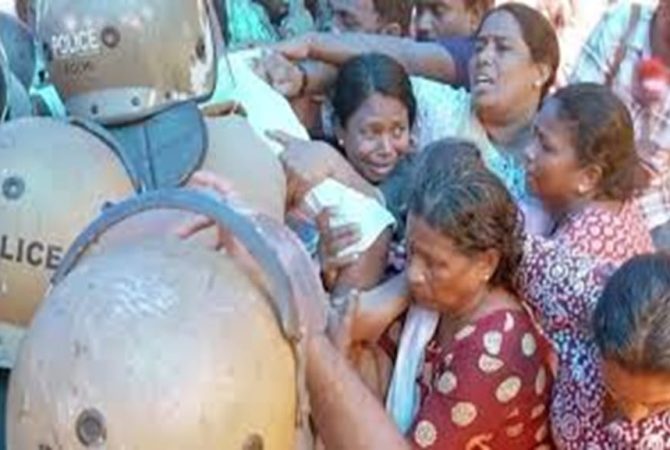 മലയിടംതുരുത്ത് കുടിയൊഴിപ്പിക്കൽ; സർക്കാർ സാവകാശം തേടും, മന്ത്രിക്ക് ചുമതല Protest Against Eviction in Malaidamthuruthu