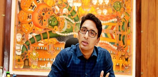 ഐഎഎസ് തലപ്പത്ത് വൻ അഴിച്ചുപണി; ആറ് ജില്ലാ കലക്ടർമാരെ മാറ്റി PB Nooh