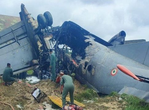 അസം വിമാനാപകടം; അഞ്ച് വ്യോമസേനാ സൈനികർക്ക് വീരമൃത്യു Indian Air Force Plane Crash in Assam