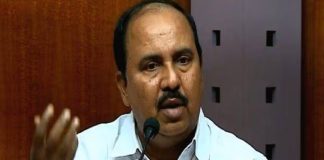 കശുവണ്ടി അഴിമതിക്കേസ്; ആർ ചന്ദ്രശേഖരനെ പ്രോസിക്യൂട്ട് ചെയ്യാൻ സർക്കാർ അനുമതി R Chandrasekharan