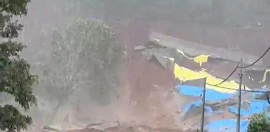 കള്ളാടി മണ്ണിടിച്ചിൽ; നാലുമരണം, ഏഴുപേരെ കാണാനില്ല, ഒമ്പതുപേർ ചികിൽസയിൽ Wayanad Kalladi Tunnel Road Landslide