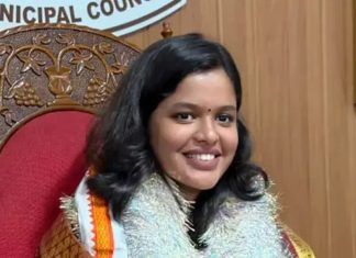 പാലാ നഗരസഭയിൽ എൽഡിഎഫ് അവിശ്വാസ പ്രമേയം പാസായി; ദിയ ബിനു പുറത്ത് DIYA BINU PULICKAKANADAM