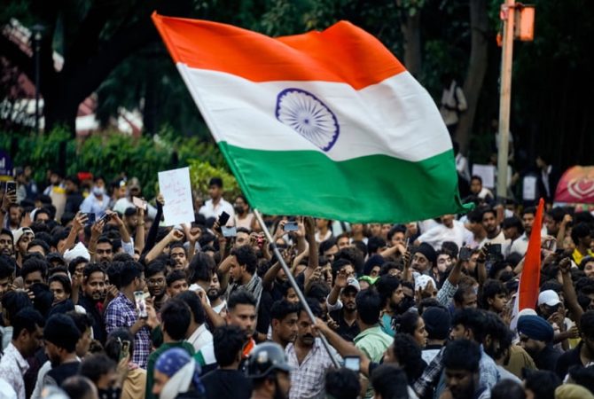 രാജിയോ വകുപ്പ് മാറ്റമോ? നിർണായക ചർച്ച ഇന്ന് വൈകീട്ട്, പിന്നോട്ടില്ലെന്ന് സിജെപി CJP Protest