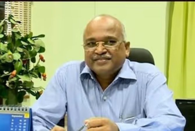 കശുവണ്ടി അഴിമതിക്കേസ്; കെഎ. രതീഷ് ഖാദി ബോർഡ് സെക്രട്ടറി സ്ഥാനം രാജിവെച്ചു KA Ratheesh