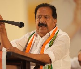 ‘കേരളം ക്രിമിനലുകളുടെ നാടല്ല; വിലങ്ങ് വീണത് എല്ലാ ഗുണ്ടകൾക്കുമുള്ള പാഠം’ Ramesh Chennithala,