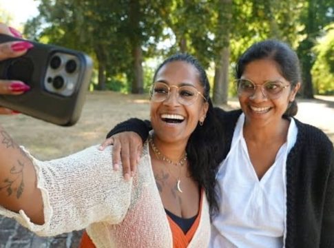 മൂന്ന് പതിറ്റാണ്ട് നീണ്ട സൗഹൃദം, ഇടയ്ക്ക് അകന്നു, ഒടുവിൽ തിരിച്ചറിഞ്ഞ സത്യം! DNA Test Reveals Sisters