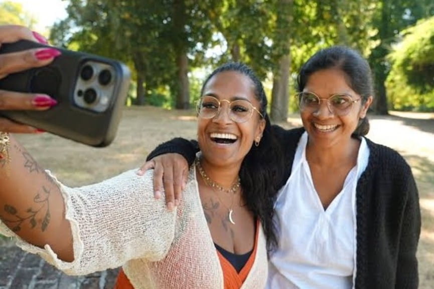DNA Test Reveals Sisters DNA Test Reveals Sisters