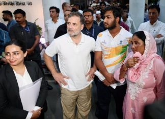 മുട്ടുമടക്കി ഡെൽഹി പോലീസ്; പെല്ലറ്റ് ആക്രമണത്തിൽ കേസ് രജിസ്റ്റർ ചെയ്തു delhi police pellet attack fir ragistred