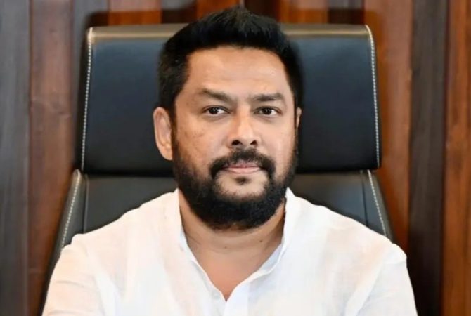 വാൽമീകി കോർപ്പറേഷൻ അഴിമതിക്കേസ്; മന്ത്രി ബി നാഗേന്ദ്ര രാജിവെച്ചു Karnataka Minister B Nagendra Resigns