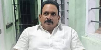മുഖ്യമന്ത്രിയുടെ വാഹനം തടഞ്ഞ സംഭവം; ഡിസിസി അംഗം ചേന്തി അനിൽ അറസ്റ്റിൽ Chenthi Anil