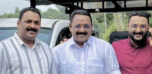 മുട്ടിൽ മരംമുറി; പ്രതികൾക്ക് വീണ്ടും തിരിച്ചടി; വിചാരണ സ്റ്റേ ചെയ്യില്ല Muttil tree cutting accused