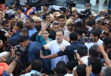 ‘രാജിവെക്കും വരെ വിടില്ല’; പ്രതിഷേധം ശക്തമാകുന്നു, പ്രതിപക്ഷം രാജ്ഘട്ടിലേക്ക് INDIA Alliance Protest Delhi