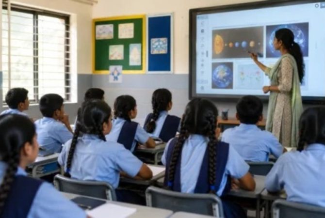 ബാഗ് പരിശോധിക്കാം, മൊബൈൽ വിലക്കാം; സ്കൂളുകളിൽ അച്ചടക്ക മാർഗരേഖ വേണം- കമ്മീഷൻ kerala school students
