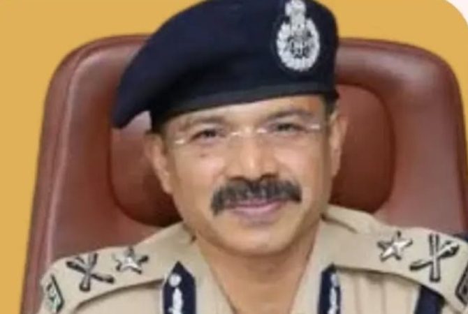 ചേരാനല്ലൂർ അപകടത്തിലെ വീഴ്ച; കൊച്ചി കമ്മീഷണർ കാളിരാജ് മഹേഷിനെ മാറ്റി Kaliraj Mahesh Kumar IPS