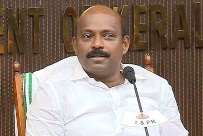 ‘ആധാർ പരിശോധിച്ച് മാത്രം മദ്യം നൽകുക’; കർശന നിർദ്ദേശവുമായി എക്സൈസ് മന്ത്രി M. Liju